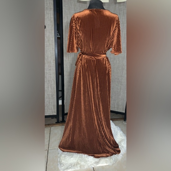 Simplee beautiful copper midi wrap dress - Picture 5 of 9